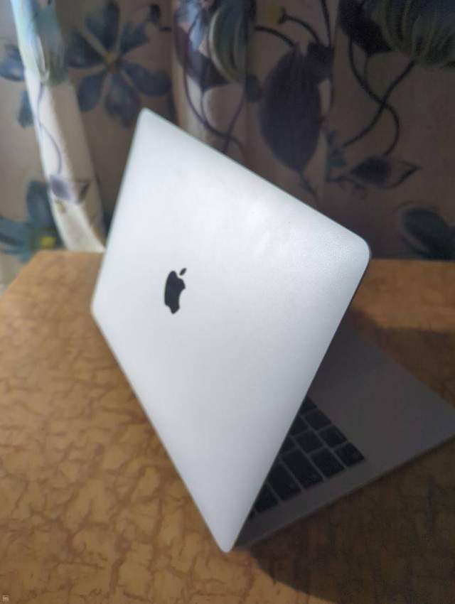 MACBOOK PRO M1 2020 - 3 - Laptop  on Aster Vender