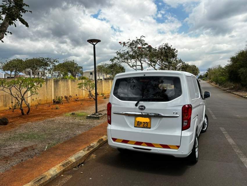 BYD T3-2023 - 3 - Cargo Van (Delivery Van)  on Aster Vender