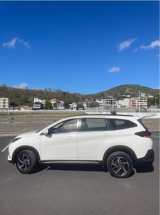 Toyota Rush 2018 - 0 - SUV Cars  on Aster Vender