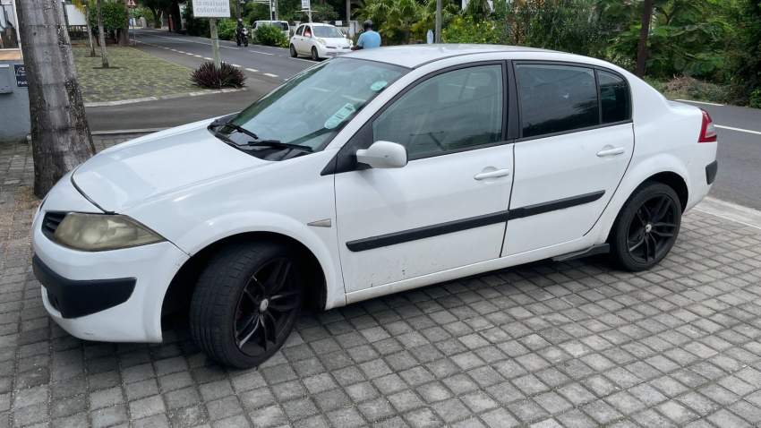 RENAULT MEGANE II 1.4L - 9 - Family Cars  on Aster Vender