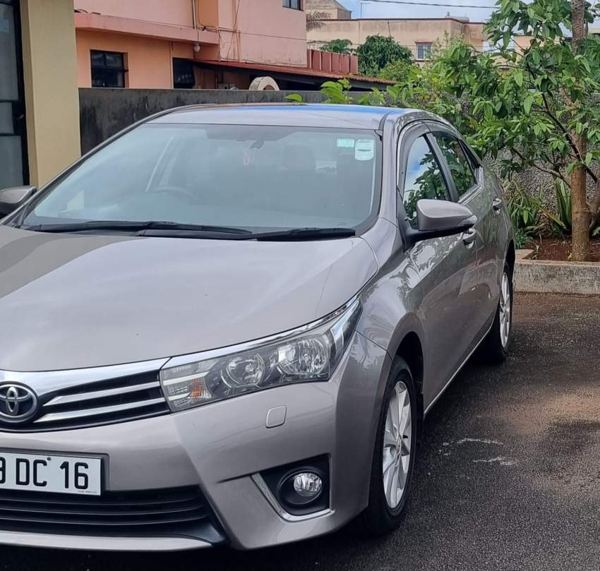 FOR SALE TOYOTA COROLLA SALOON DEC 2016 - 1 - Family Cars  on Aster Vender