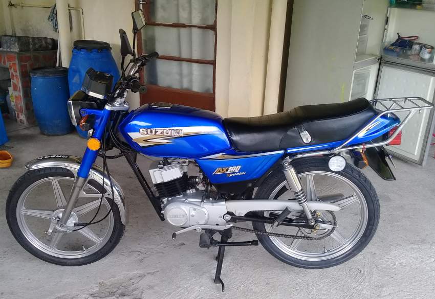 suzuki AX100 on Aster Vender