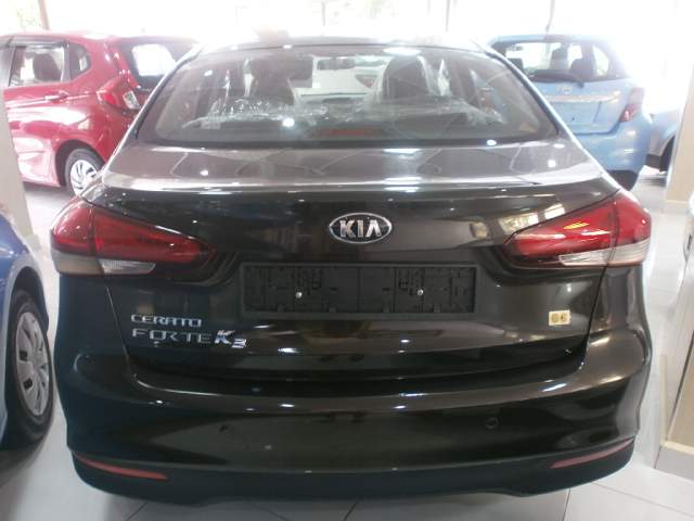 kia cerato forte K 3 - 2 - Family Cars  on Aster Vender