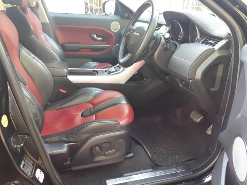 2013 Range Rover Evoque 2.0 - 9 - SUV Cars  on Aster Vender