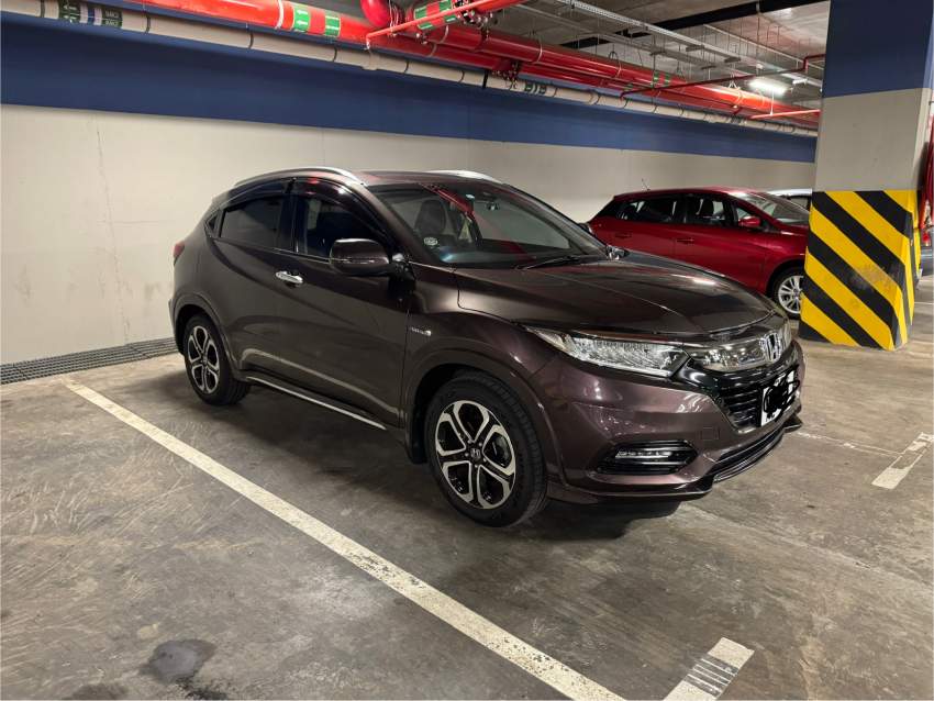 Honda Vezel 2019 - 2 - SUV Cars  on Aster Vender