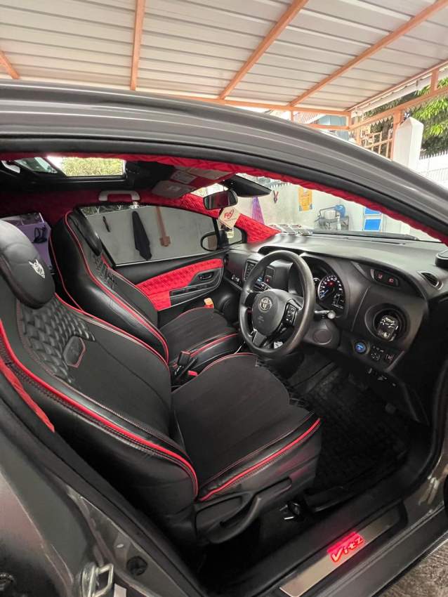 For Sale: 2017 Toyota Vitz Hybrid - 6 - Compact cars  on Aster Vender