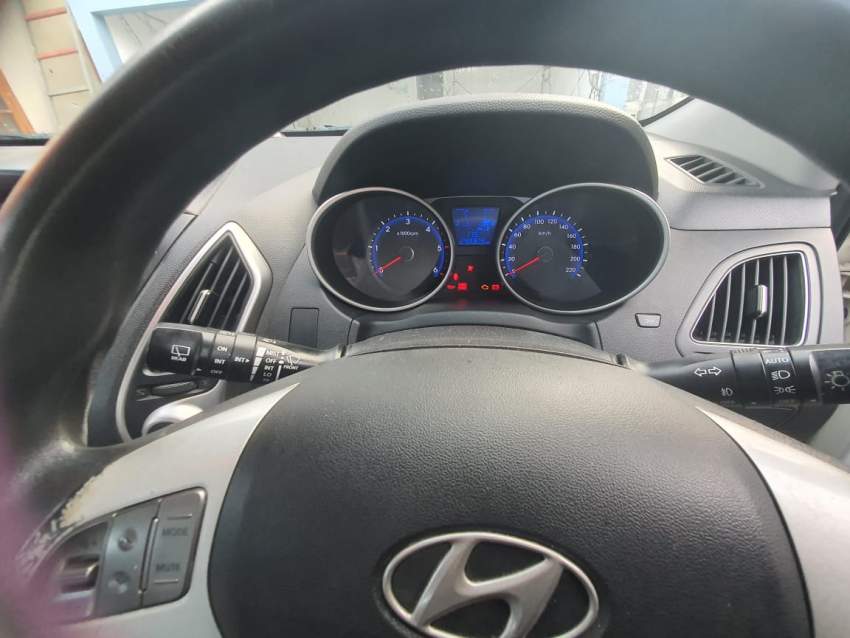 IX35 Hyundai SUV for SALE - 5 - SUV Cars  on Aster Vender