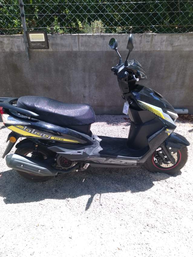 scooter 125cc - 2 - Scooters (upto 50cc)  on Aster Vender