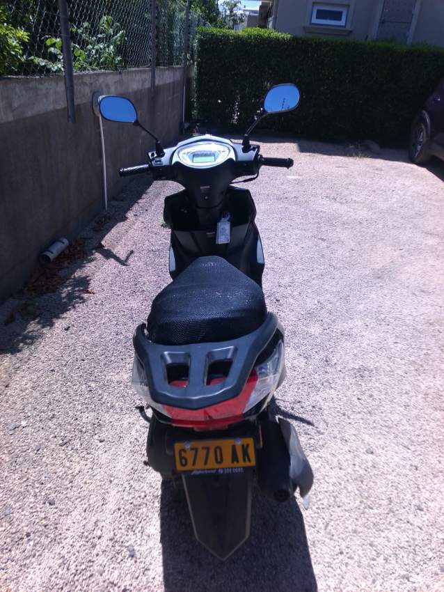 scooter 125cc - 3 - Scooters (upto 50cc)  on Aster Vender