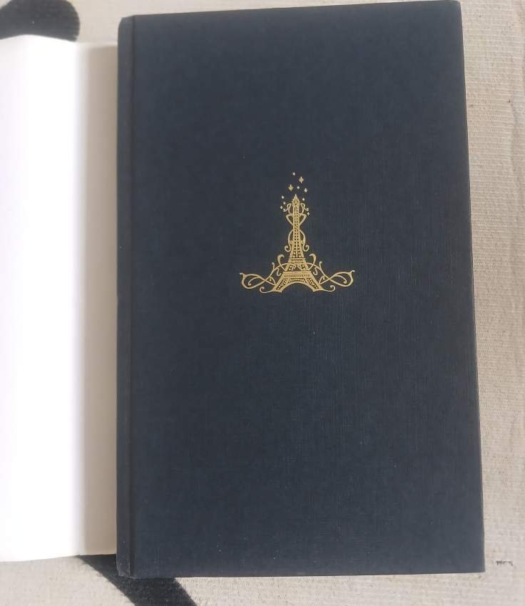 The Crimes of Grindelwald - 1 - Fictional books  on Aster Vender