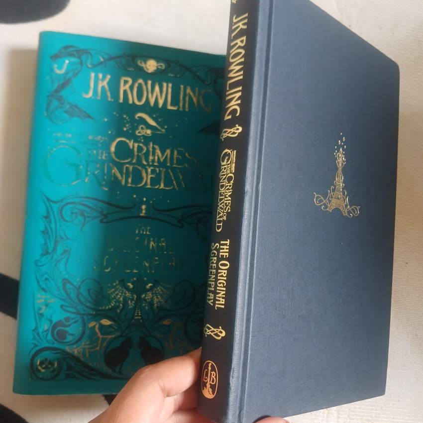 The Crimes of Grindelwald - 2 - Fictional books  on Aster Vender