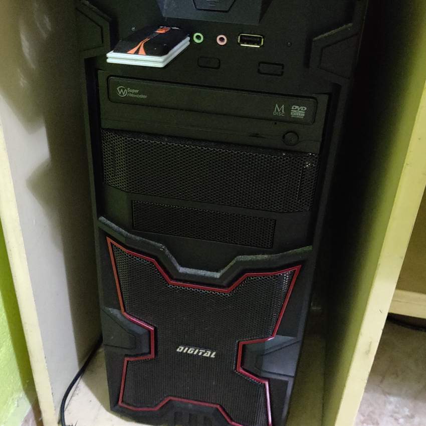 CPU Core i5 + 8GB RAM + 1TB HDD + 120SSD on Aster Vender