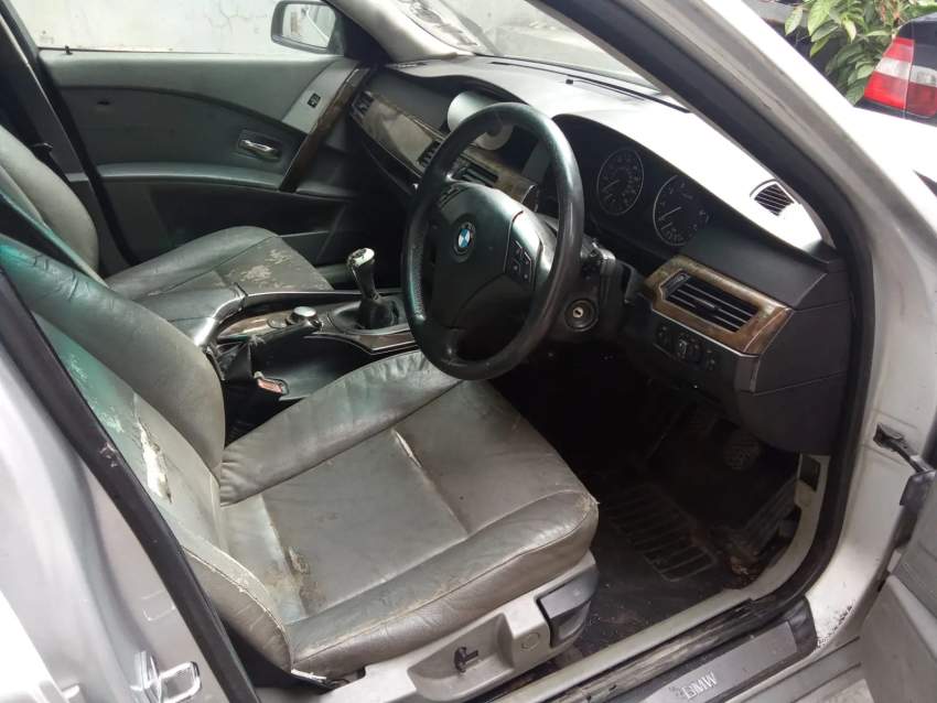 BMW E60 525d  2004 - 4 - Luxury Cars  on Aster Vender