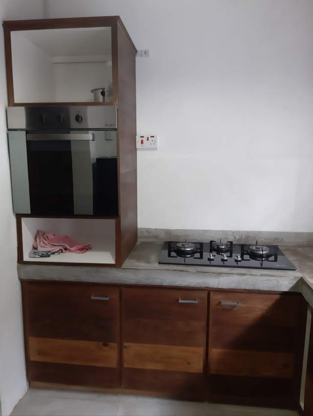 GROUND FLOOR APPARTMENT WITH PRIVATE COVERED PARKING CUREPIPE CENTER on Aster Vender