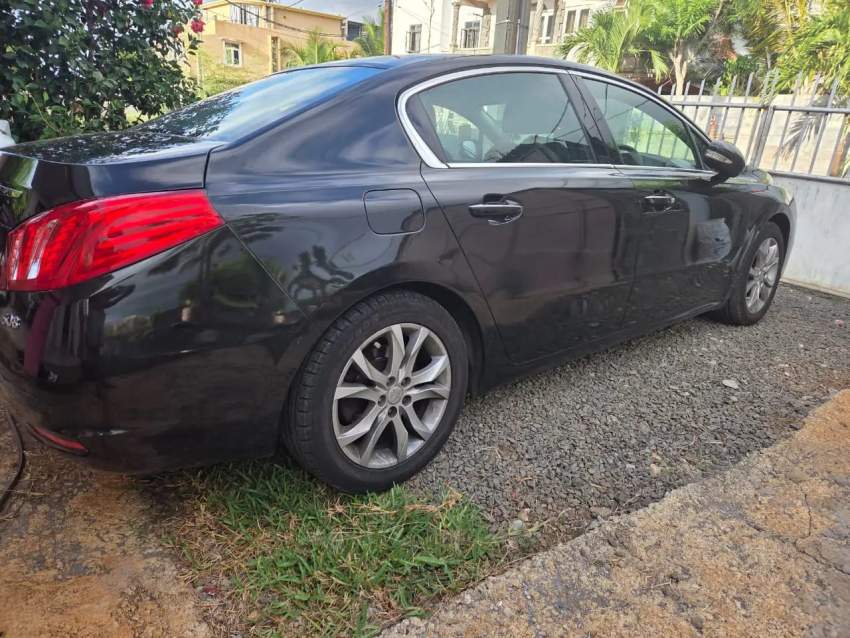 Peugeot 508 (2012) - 1 - Family Cars  on Aster Vender