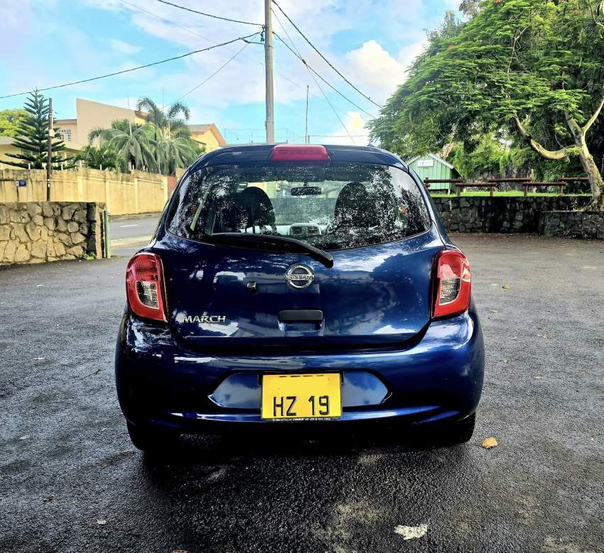 Nissan march - 2019 - 3 - Compact cars  on Aster Vender
