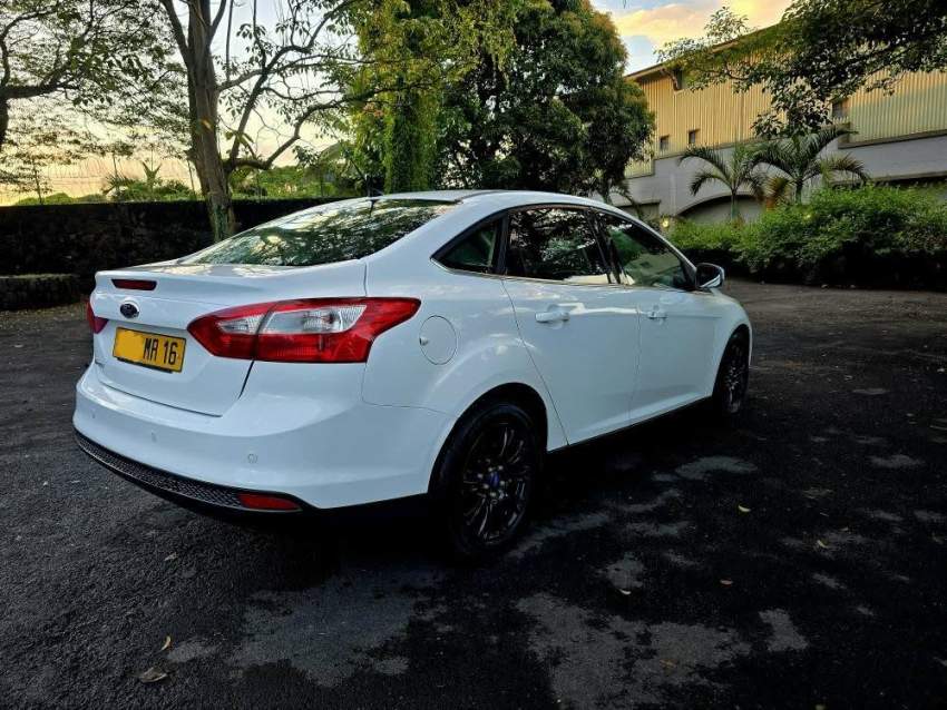 Ford Focus Titanium 2016 - 6 - Family Cars  on Aster Vender