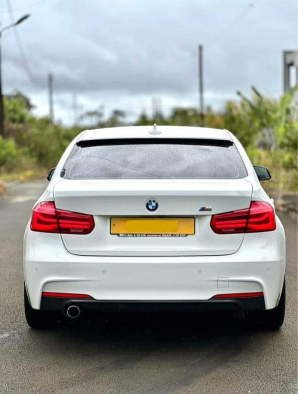 For Sale: 2015 BMW 318i F30 M Sport - 3 - Family Cars  on Aster Vender