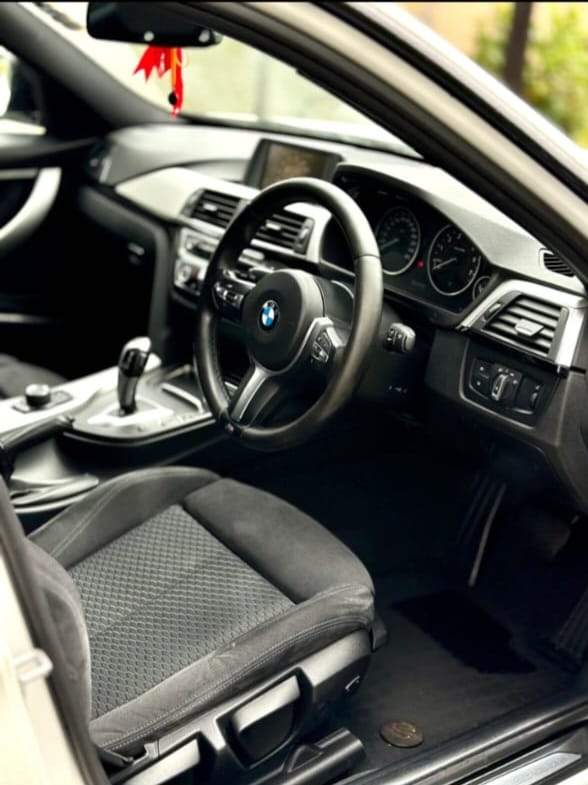 For Sale: 2015 BMW 318i F30 M Sport - 5 - Family Cars  on Aster Vender