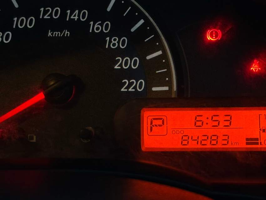 Nissan Micra 2020 - 5 - Compact cars  on Aster Vender