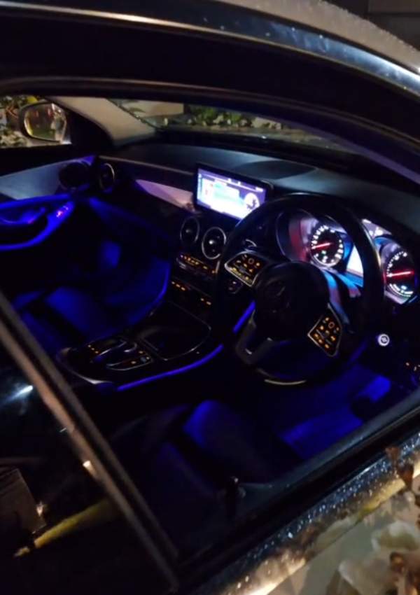 2020 Mercedes-Benz C200 - 4 - Luxury Cars  on Aster Vender