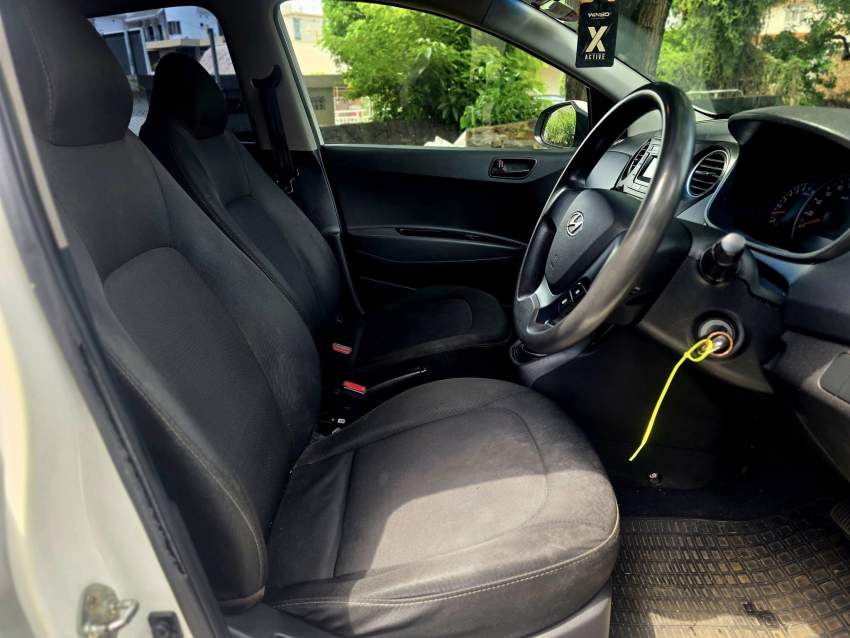 Hyundai Grand I10 2018 - 6 - Compact cars  on Aster Vender