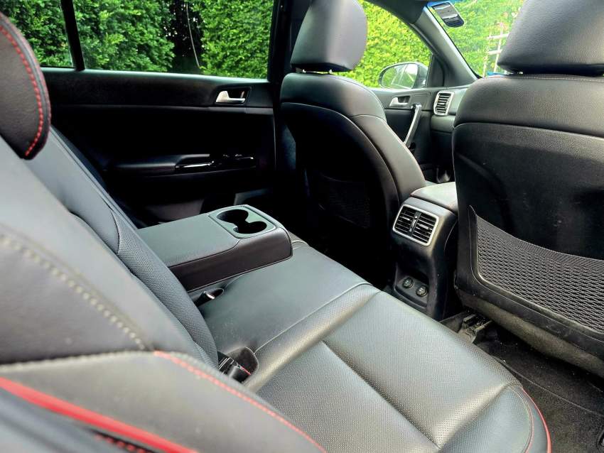 KIA Sportage GT-Line 2019 - 4 - SUV Cars  on Aster Vender