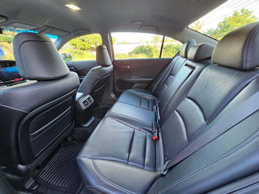 Honda Accord 9th Gen (2015) - 4 - Family Cars  on Aster Vender