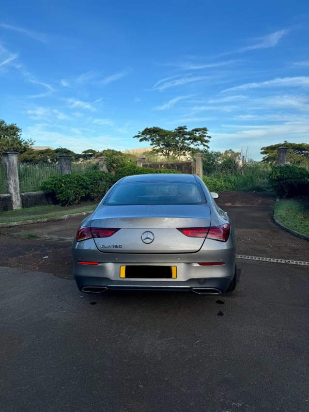 Mercedes-Benz CLA 180 Progressive Plus 2020 - 4 - Luxury Cars  on Aster Vender
