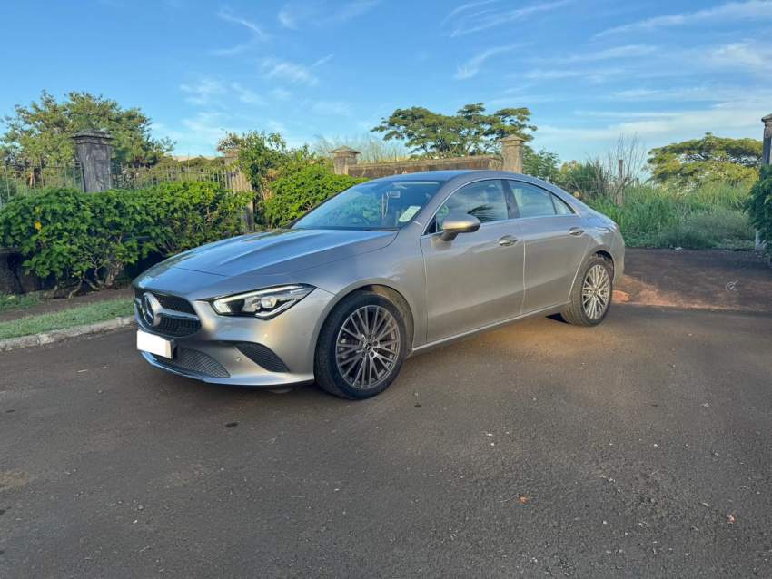 Mercedes-Benz CLA 180 Progressive Plus 2020 - 2 - Luxury Cars  on Aster Vender