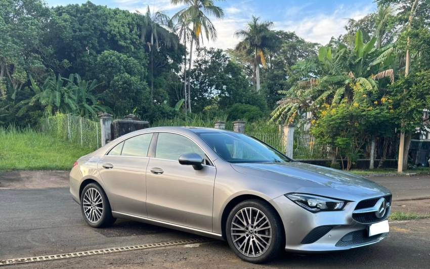 Mercedes-Benz CLA 180 Progressive Plus 2020 - 1 - Luxury Cars  on Aster Vender