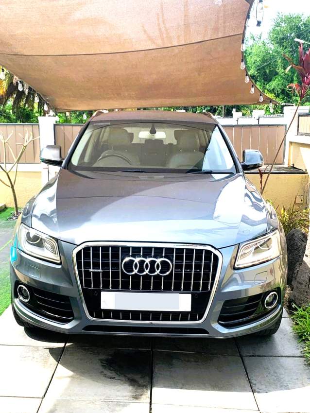 Audi Q5 Quattro 2.0 Silver Grey for Sale ! - 0 - SUV Cars  on Aster Vender