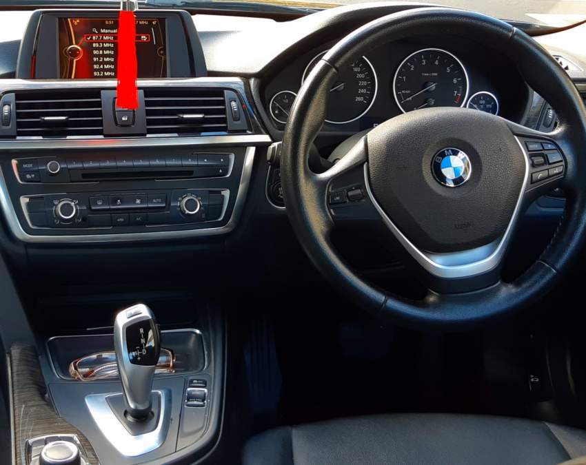 BMW 316i - 4 - Luxury Cars  on Aster Vender