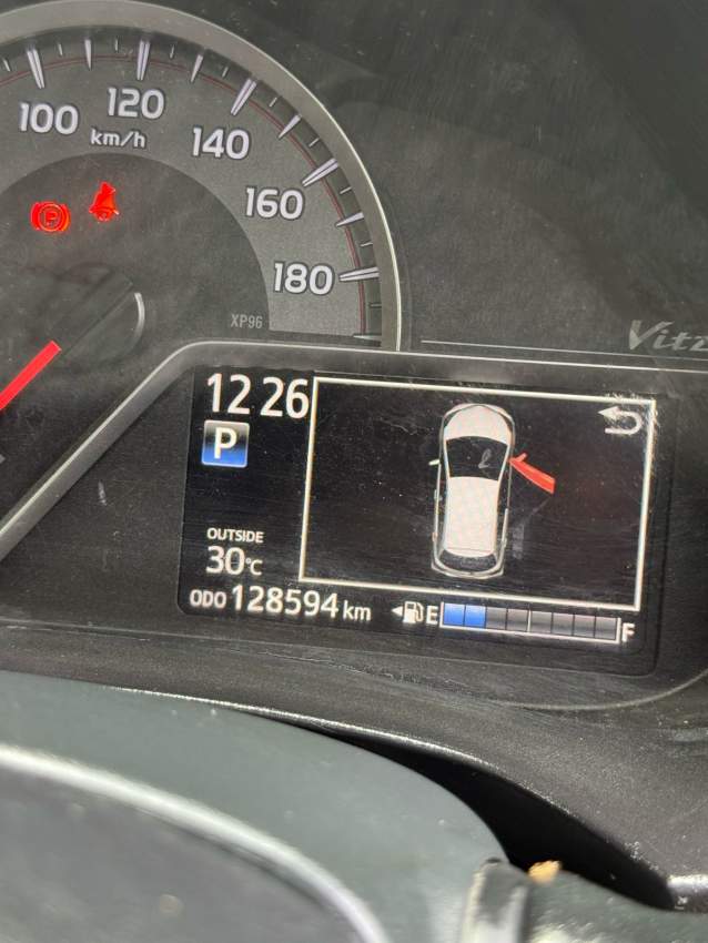 2017 TOYOTA VITZ - 8 - Compact cars  on Aster Vender