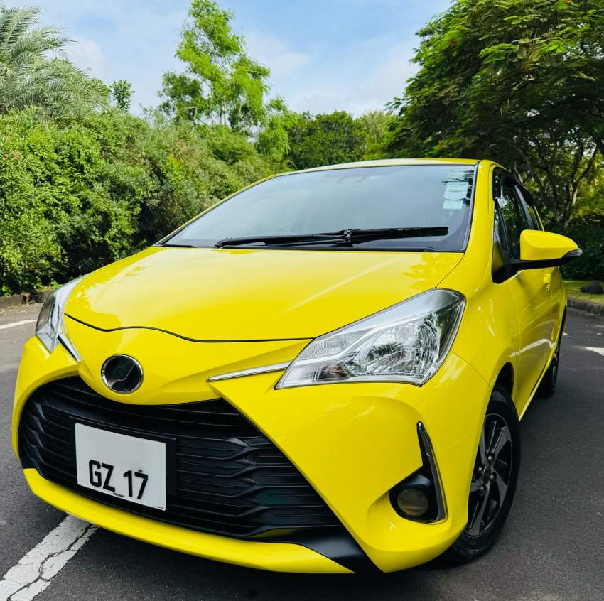 2017 TOYOTA VITZ - 1 - Compact cars  on Aster Vender