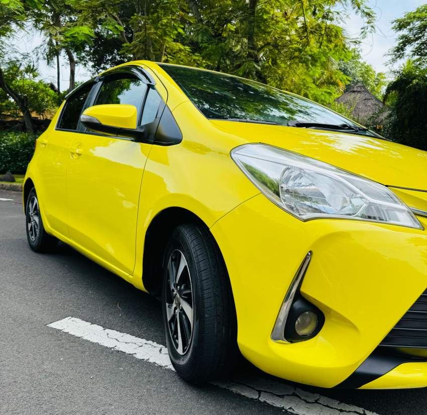 2017 TOYOTA VITZ - 2 - Compact cars  on Aster Vender