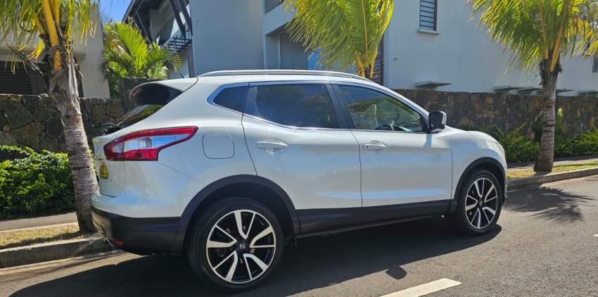 Nissan Qashqai 1.6 Turbo Diesel Acenta Techno Pack - 2 - SUV Cars  on Aster Vender