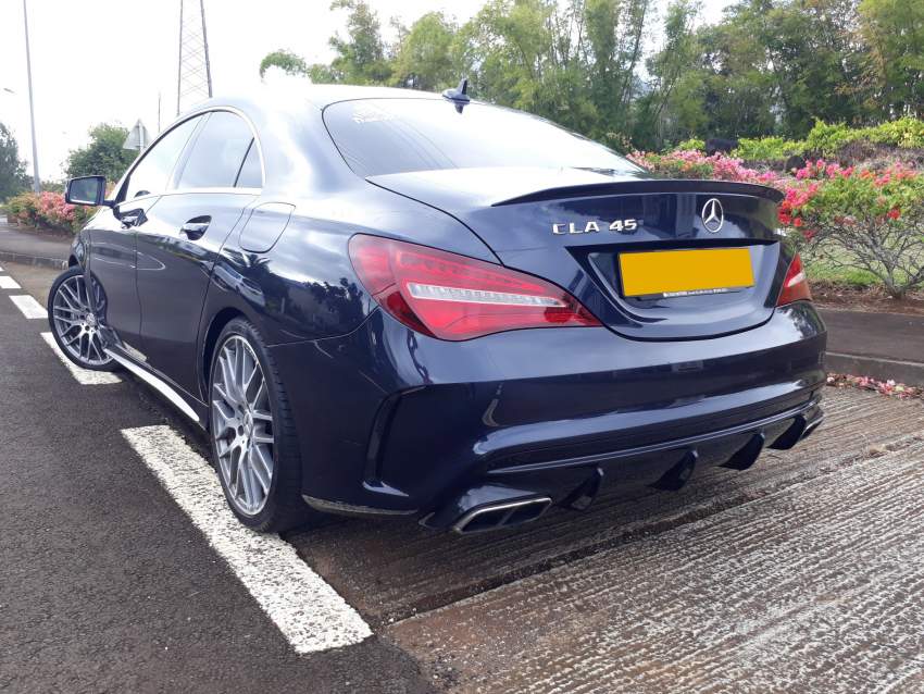 2017 Mercedes-Benz CLA 45 AMG 4Matic Turbo - 3 - Sport Cars  on Aster Vender