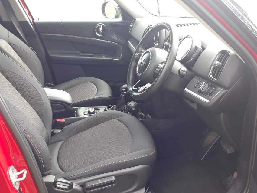 2018 Mini Cooper Countryman ALL4 Hybrid - 7 - Family Cars  on Aster Vender