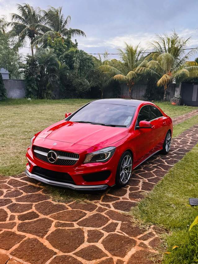 2013 Mercedes-Benz CLA 180 AMG - 1 - Luxury Cars  on Aster Vender