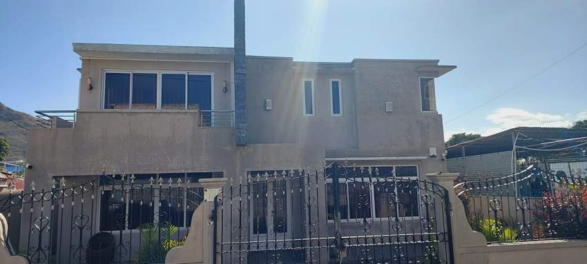 CONTEMPORARY House on 125 Toises land - 0 - House  on Aster Vender