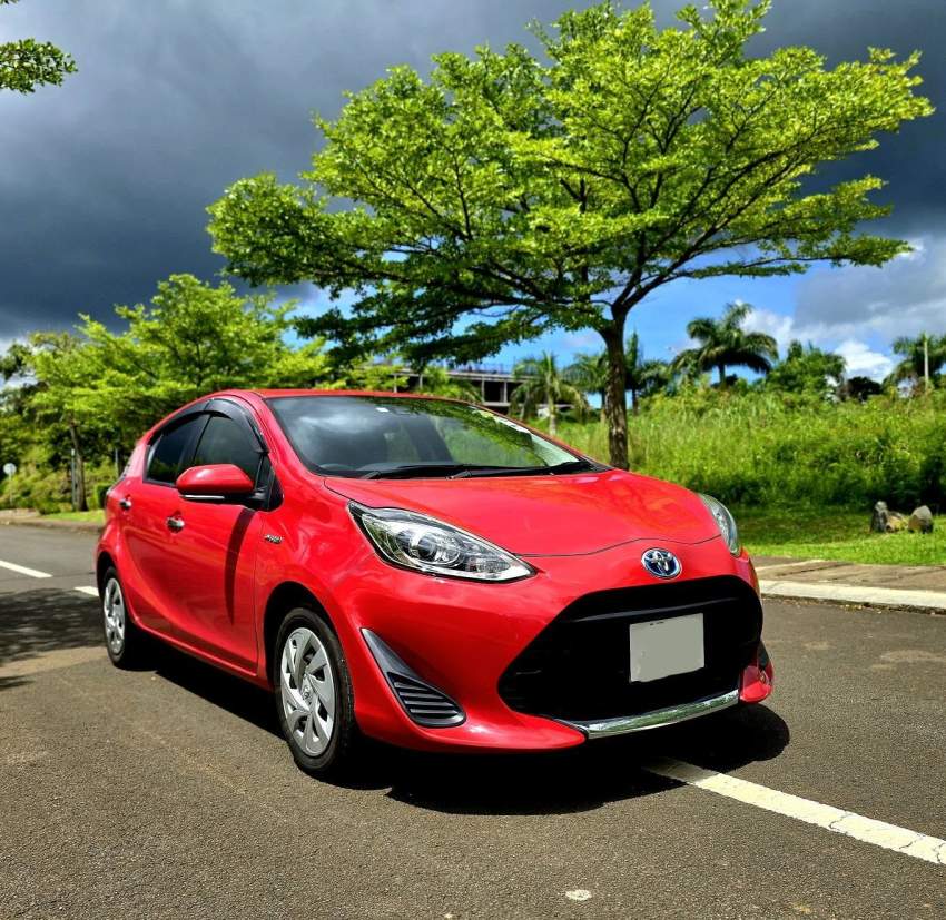 Toyota Aqua Facelift - 2020 - 1 - Compact cars  on Aster Vender