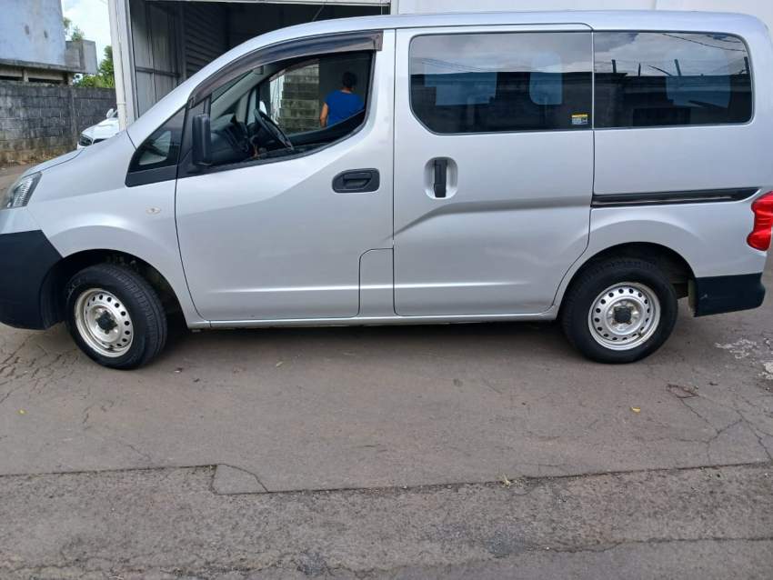 Sale Nissan Van NV200 - 2 - Cargo Van (Delivery Van)  on Aster Vender