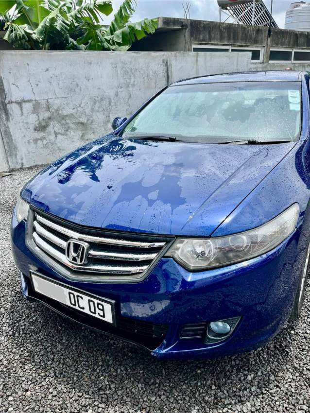 Honda Accord 2009 - 5 - Luxury Cars  on Aster Vender