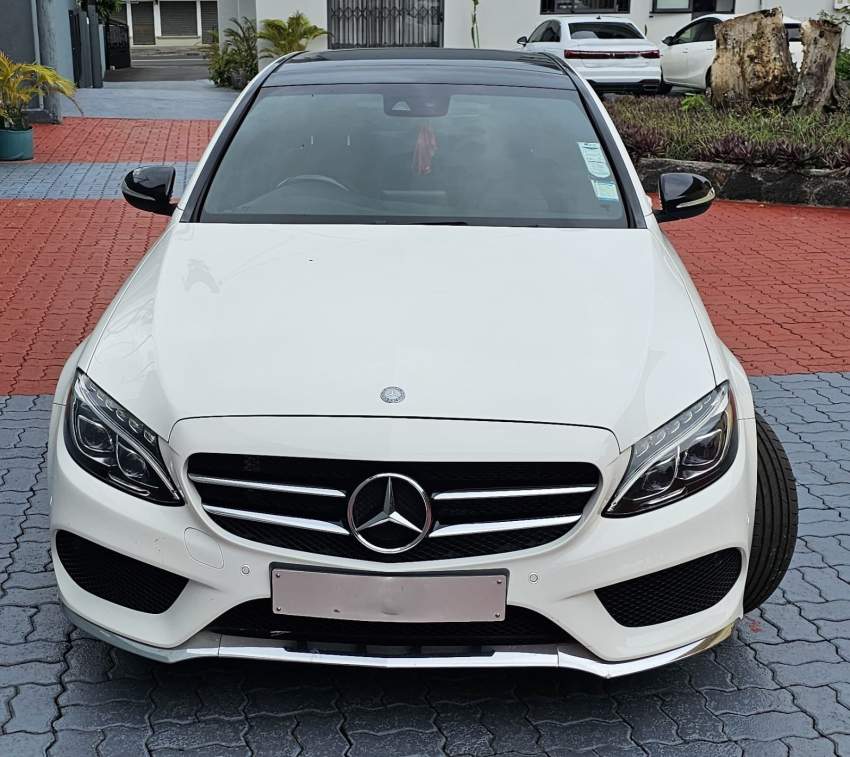 Mercedes-Benz C 180 AMG (2015) - 0 - Luxury Cars  on Aster Vender