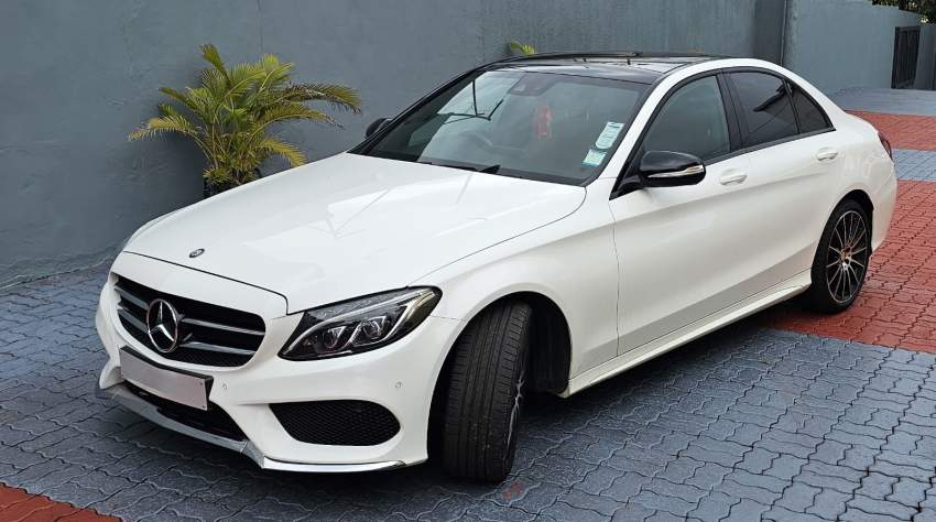 Mercedes-Benz C 180 AMG (2015) - 2 - Luxury Cars  on Aster Vender