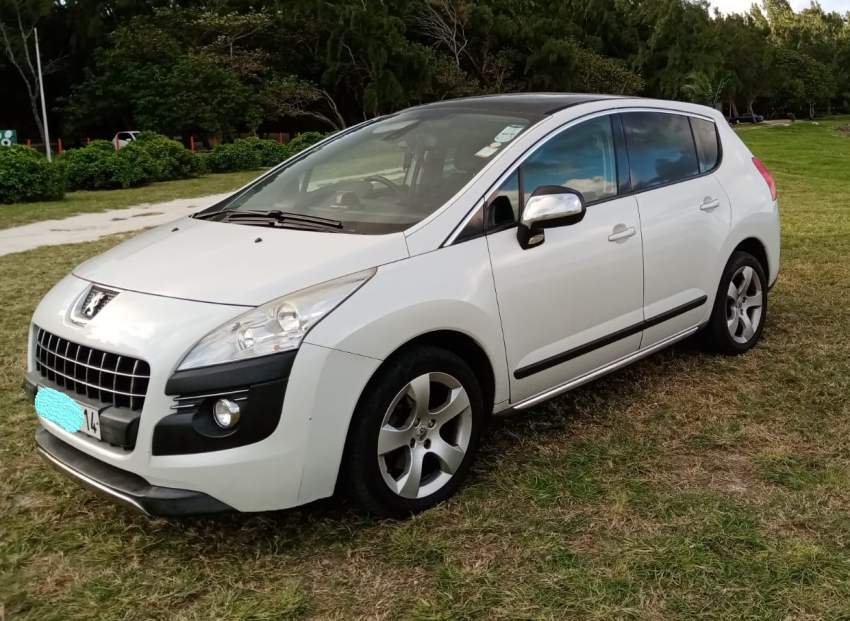 Peugeot 3008 Yr 14 , 86K KM, SUV Fully Executive Rs. 425 K - 0 - SUV Cars  on Aster Vender