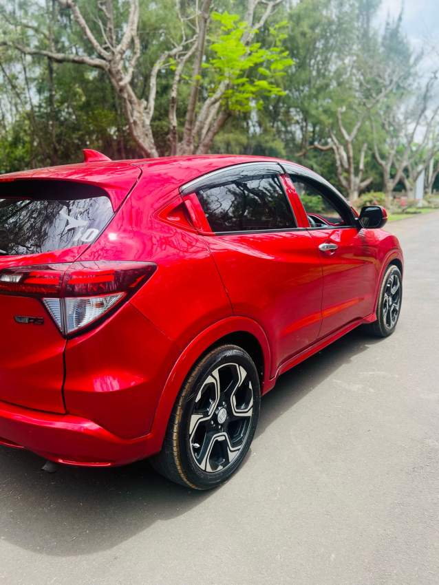 For Sale: Honda Vezel Z Sensing (2014) - 2 - SUV Cars  on Aster Vender