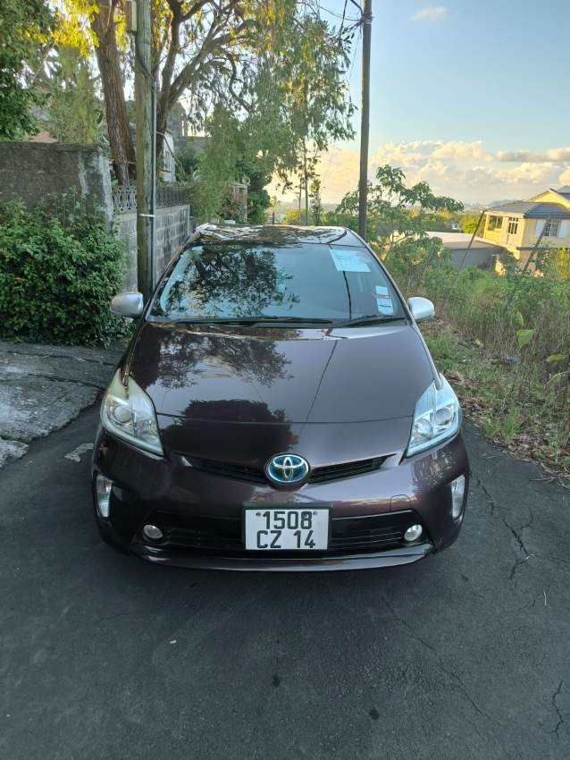 Toyota Prius 2014 - 6 - Family Cars  on Aster Vender