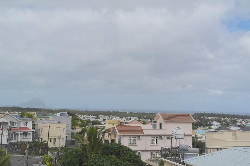 Flic en Flac for rent apartment of 3 luxury rooms with pool and elevat - 0 - Apartments  on Aster Vender